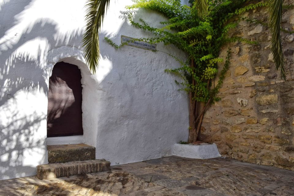 Vejer De La Frontera: Historical Walking Tour - Inclusions and What to Expect