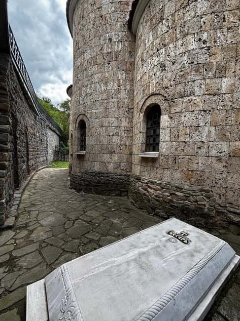 Veliko Turnovo-Bulgarian old capital and Arbanasi - Who Will Love This Tour?