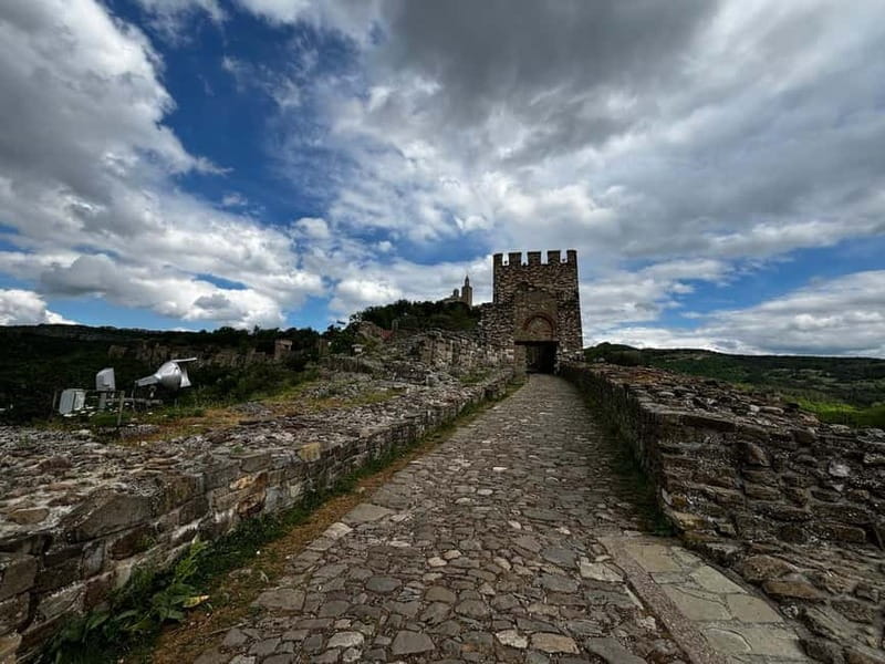 Veliko Turnovo-Bulgarian old capital and Arbanasi - Price and Logistics: What You Need to Know