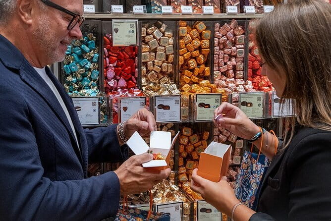 Venchi Duomo: Chocolate Tasting Experience in Florence - Logistics, Location, and Group Size