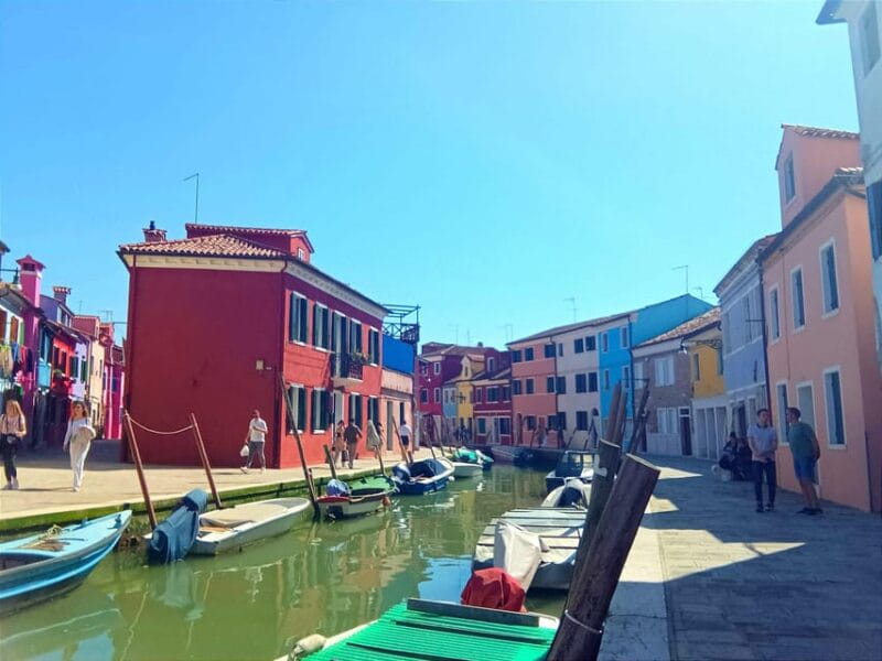 Venetian Boat Adventure: Private Tour of Murano and Burano - Burano’s Kaleidoscope of Colors and Craftsmanship