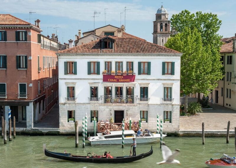 Venetian Gondola Serenade: A Romantic Journey Private - The Sum Up