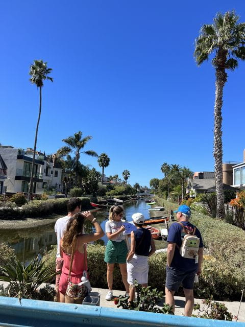 Venice Beach : French Guided Walking Tour - Accessibility and Cancellation