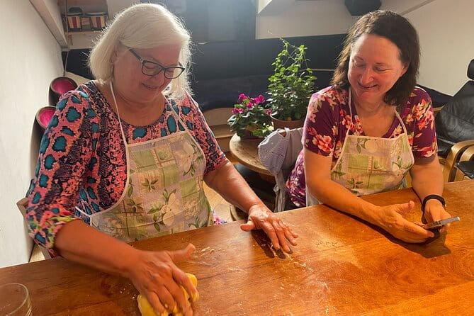 Venice: Cooking Class + Guitar Concert at Chef Francesco's - Who Should Consider This Experience?