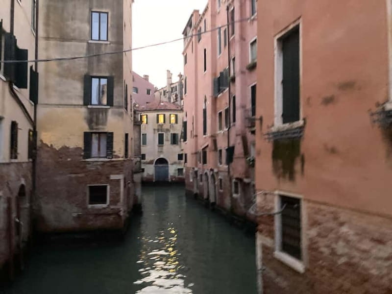 Venice: Crimes, Legends, and Mysteries Sunset Tour - A Walk Through Venice’s Shadowy Past