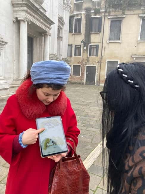 Venice: Crimes, Legends, and Mysteries Sunset Tour - Guides Who Make the Difference