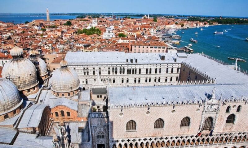 Venice: Doge's Palace & Bridge of Sighs Small Group Tour - Key points / Takeaways