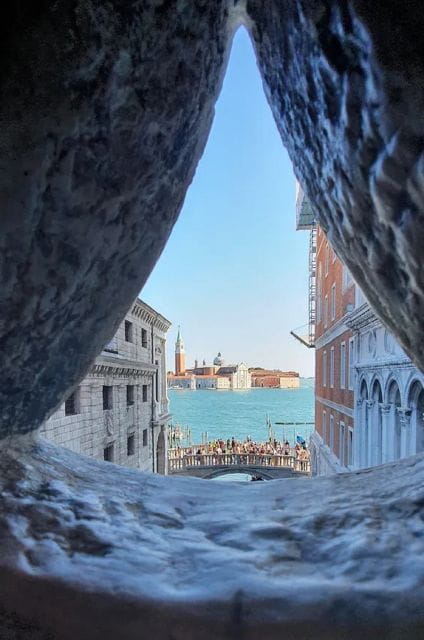 Venice: Doge's Palace & Bridge of Sighs Small Group Tour - Who Is This Tour Best Suited For?