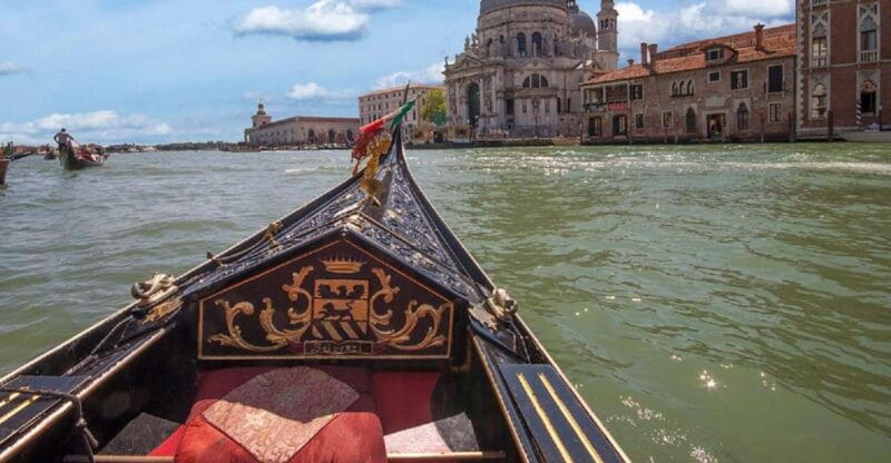 Venice: Gondola Ride and Dinner Experience - Venice Gondola Ride and Dinner Experience: A Balanced Look at a Classic Venetian Adventure