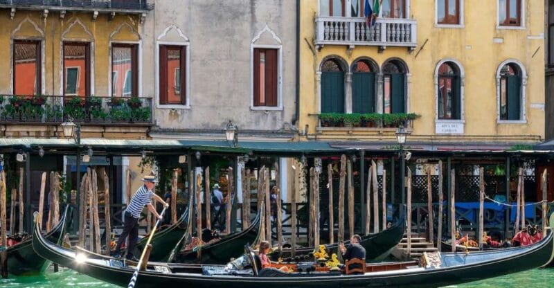 Venice: Off the Beaten Path Private Gondola Ride - Exploring Venice from a Different Perspective: An In-Depth Guide