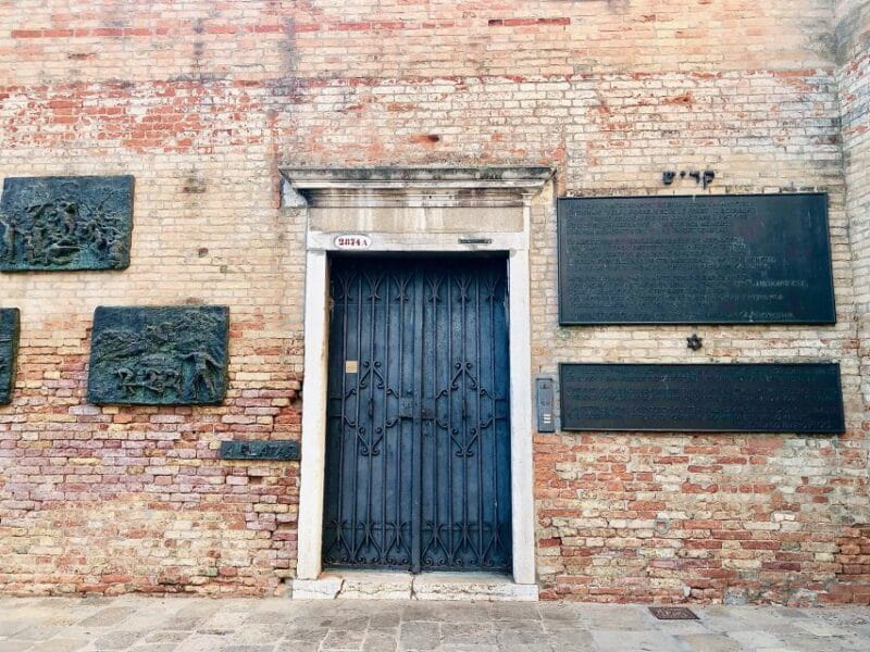 Venice: Private Cannaregio and Jewish Quarter Tour - Getting to Know Venice’s Hidden Neighbourhoods: A Deep Dive into the Experience