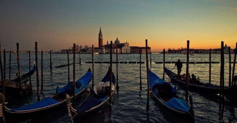 Venice: Private Evening Stroll with Gondola Ride - Final Thoughts