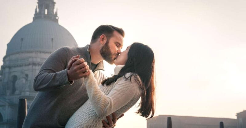Venice: Private Gondola Ride with Photo Shoot - Who is This Tour Best For?