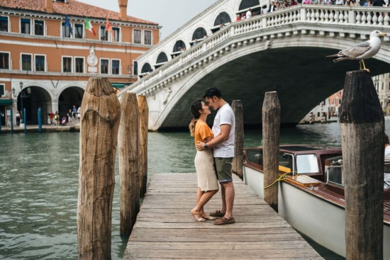 Venice: Professional Photoshoot at the Rialto Bridge - Frequently Asked Questions