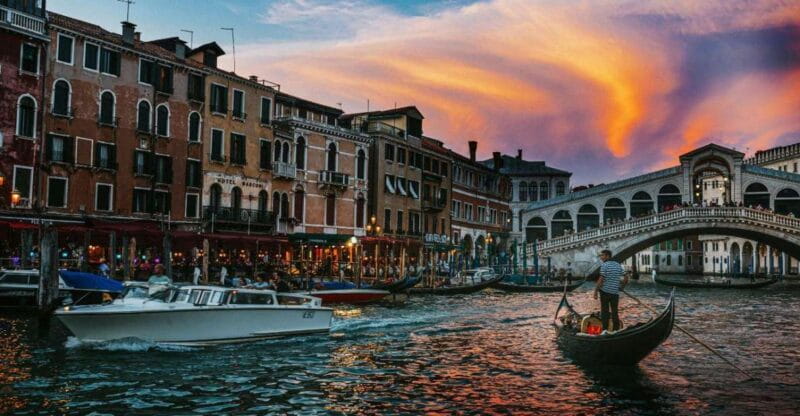Venice: Shared Gondola Ride at Sunset - Entering Venice’s Waterway Wonderland
