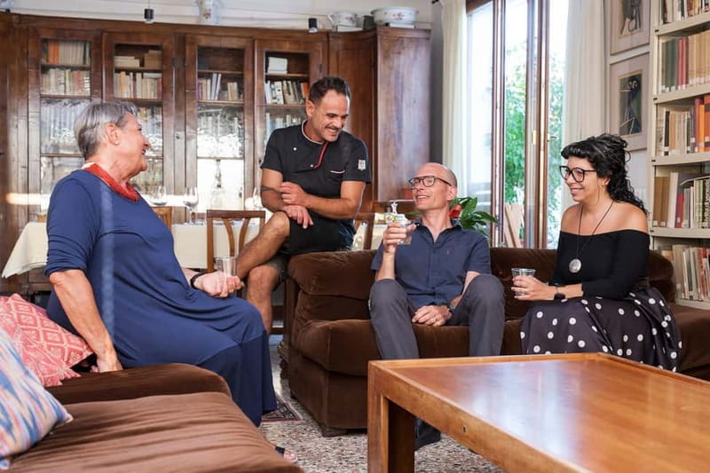 Venice: Social Gourmet Dinner Experience - Authentic Dining in a Venetian Palace