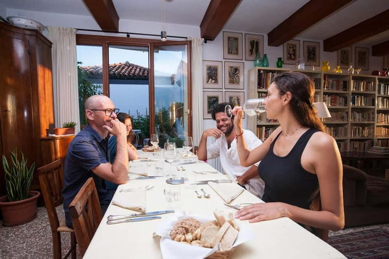 Venice: Social Gourmet Dinner Experience - Who Will Love This Experience?