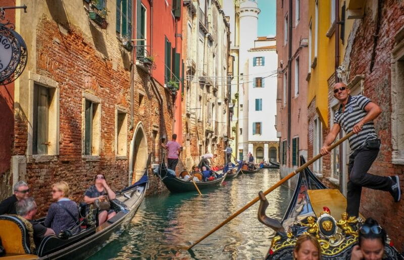 Venice: St Mark's Basilica, Doge's Palace, and Gondola Ride - FAQ