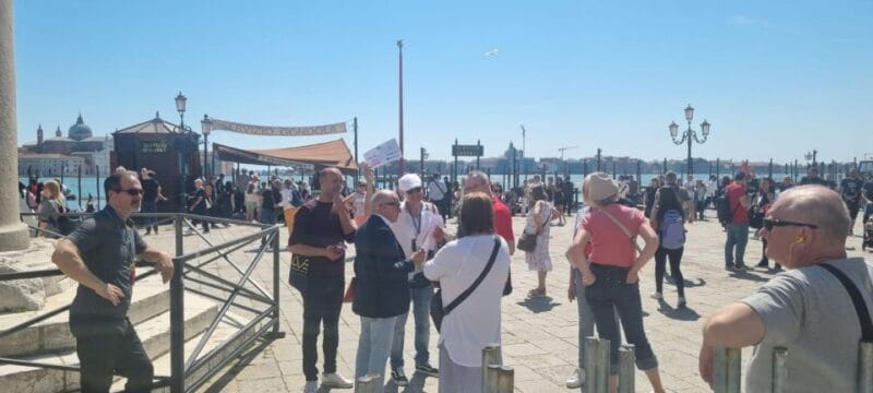 Venice: St. Mark's Basilica Skip-the-Line Tickets - Inside the Basilica: The Artistic and Architectural Highlights