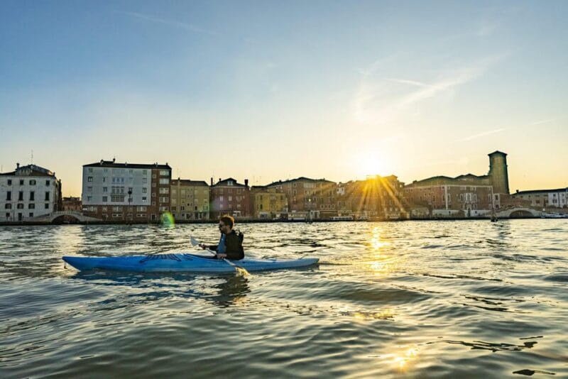 Venice: Sunset Kayak Tour in the Canals - The Experience and Guides