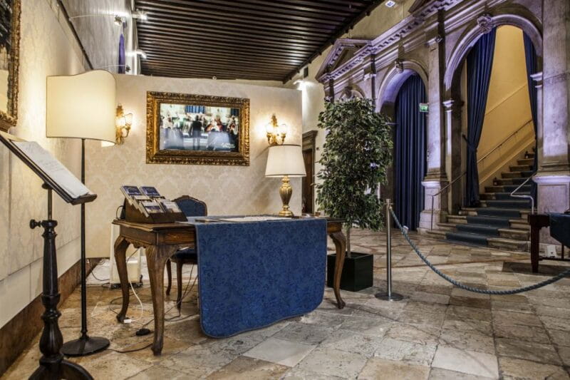 Venice: The Three Tenors Concert Ticket - The Setting: A Historic Venue with Italian Flair