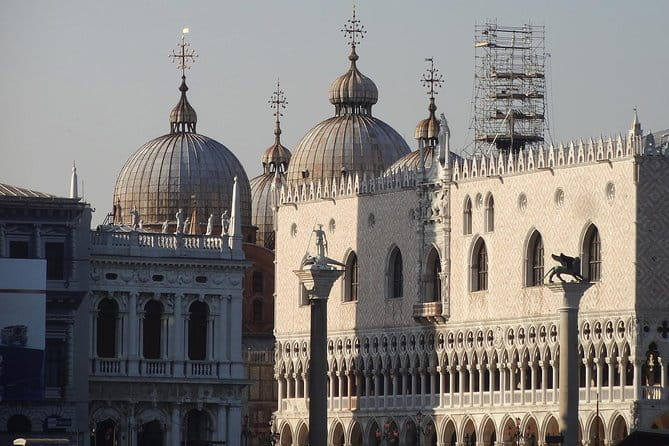 Venice Walking Tour plus Skip the Lines Doge's Palace and St Mark's Basilica Tours - FAQs