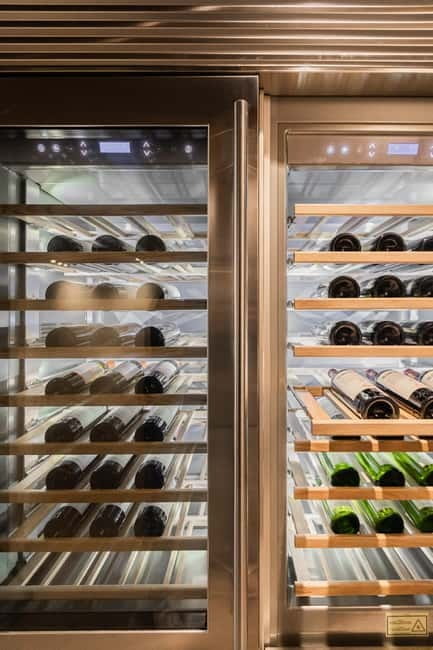 Venice: Wine Tasting of 3-4 Bottles with Seasonal Appetizers - Price and Value Analysis: Is It Worth It?