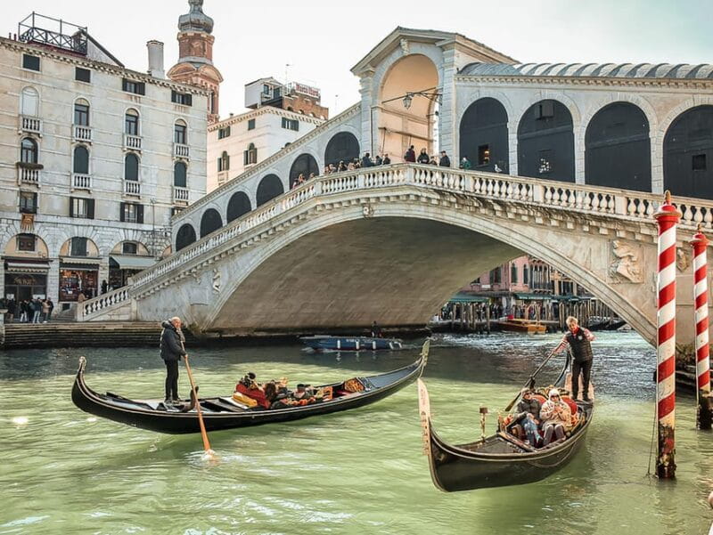 Venice's Private Gondola: Romantic Serenade - Key Points / Takeaways