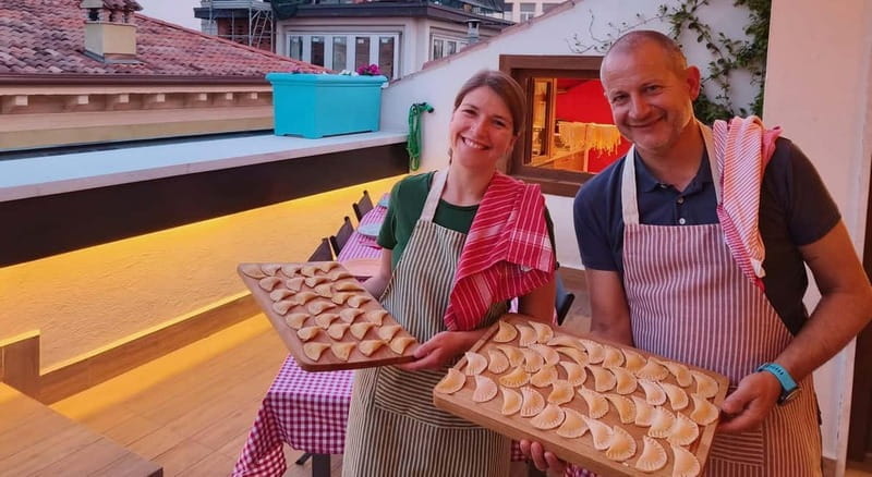 Verona Center: Pasta Class with Dinner & Wine in Local Home - Cooking in the Heart of Verona: What to Expect