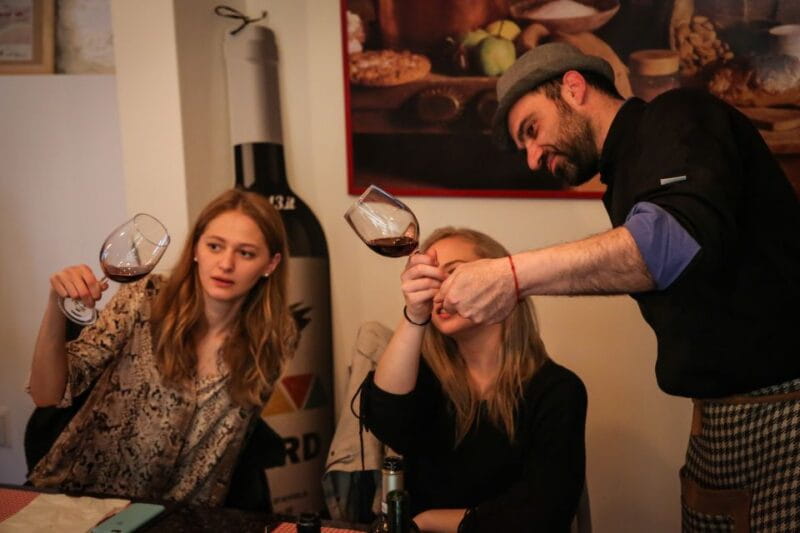 Verona: Classic Valpolicella Wine Tasting Experience - The Guides: Knowledgeable and Approachable