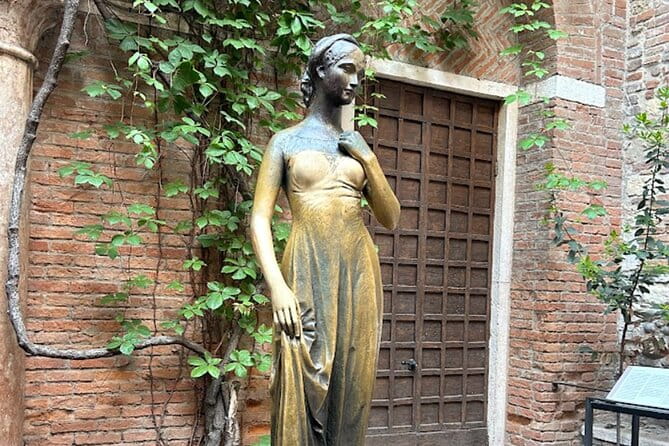 Verona: Juliets House Fast-Track Entry Ticket & Audio Guide - An In-Depth Look at Juliet’s House Experience