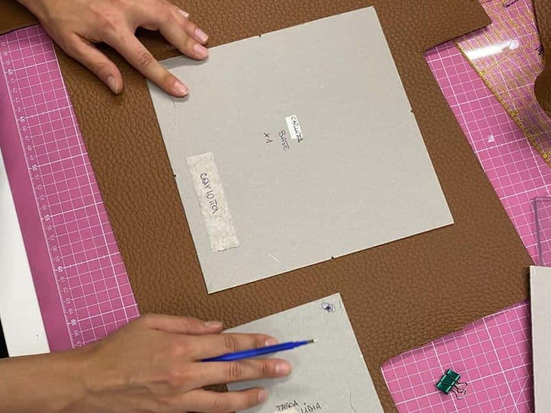 Verona: Leather Wallet-Making Workshop - Verona: Leather Wallet-Making Workshop – An Authentic Craft Experience