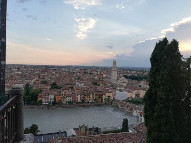 Verona: Night Walking Tour - Starting at Castel San Pietro for Sunset Views
