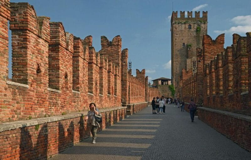 Verona Walking Tour: Access to the Arena - Who is This Tour Best For?