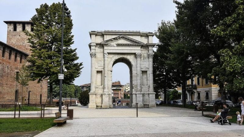 Verona Walking Tour: Arena, Fast Entry - Who Should Consider This Tour?