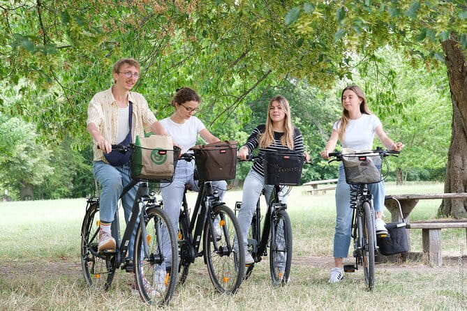 Versailles: Bike Rental, Different Sizes - FAQ
