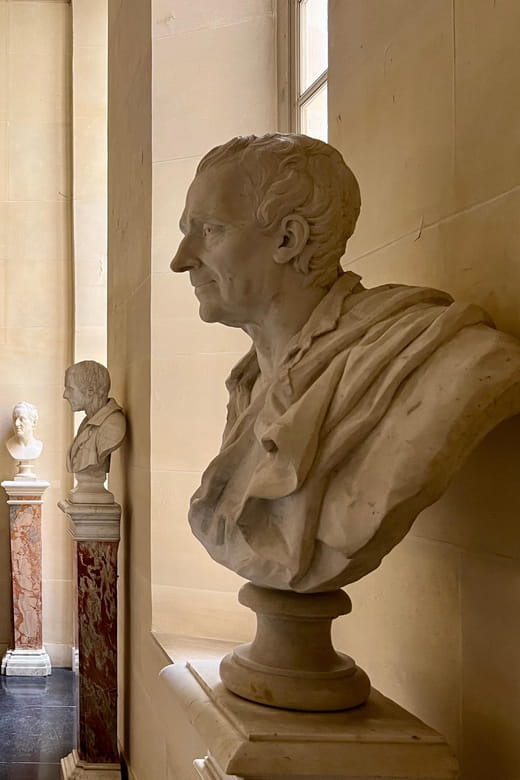 Versailles, Gardens, and Exclusive Kings Apartments Tour - Practical Tips for a Great Visit