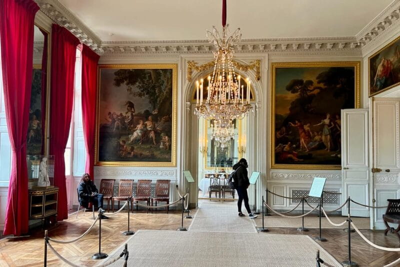 Versailles, Gardens, and Exclusive Kings Apartments Tour - FAQ