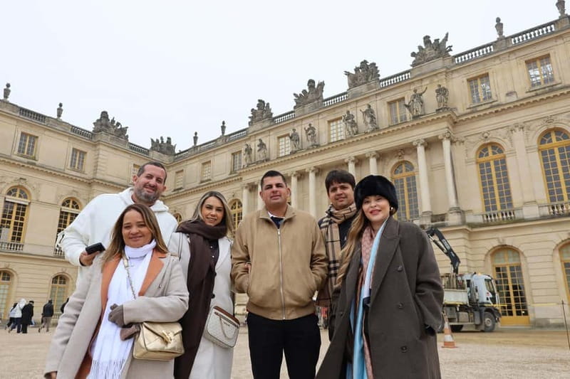 Versailles & Giverny from Paris PRIVATE TOUR with PHOTOSHOOT - Returning to Paris: Reflection and Comfort
