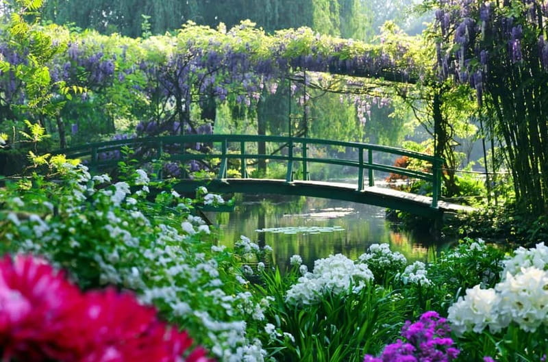 Versailles & Giverny from Paris PRIVATE TOUR with PHOTOSHOOT - Price and Logistics: Worth the Investment