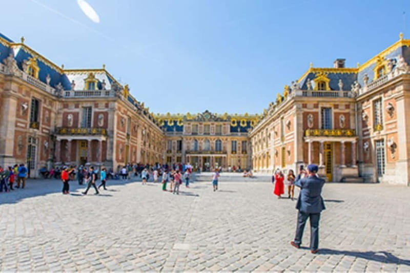 Versailles Palace : Day Trip & Paris Hop-On Hop-Off - Visiting Versailles Palace: A Closer Look