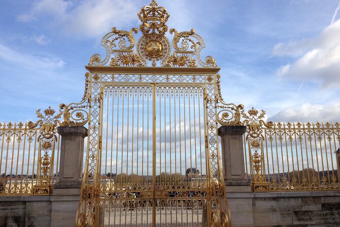 Versailles Palace & Gardens Guided Tour - Guided Tour Experience