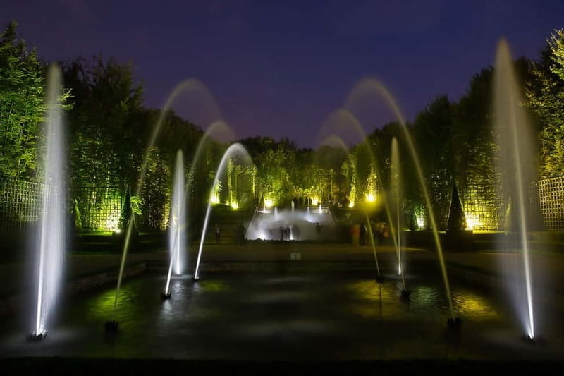 Versailles: Palace of Versailles Night Fountain Show - Key Points / Takeaways