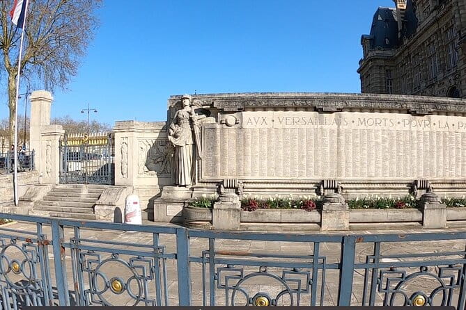 Versailles: Path of the Heroes on original electrics 2 wheels - Price and Value Analysis