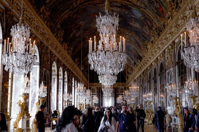 Versailles - Private full day tour from Paris - Exploring Marie Antoinette’s Farm and Trianon