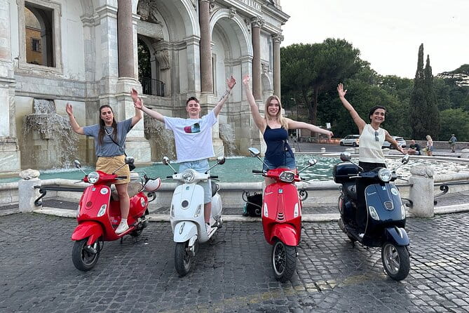 Vespa Photoshoot & Rome Tour - Entering The World of Vespa and Rome