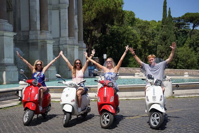 Vespa Scooter Tour in Rome with Professional Photographer - Quick First Look at the Vespa Scooter Tour in Rome