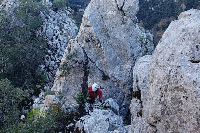 Via ferrata Stairway to heaven in La Hermida - What Makes This Experience Stand Out