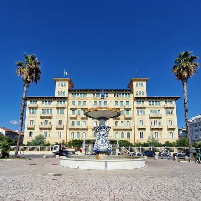 Viareggio: the Passeggiata tour, a Liberty dream - Price and Logistics: Good Value for a Cultural Stroll