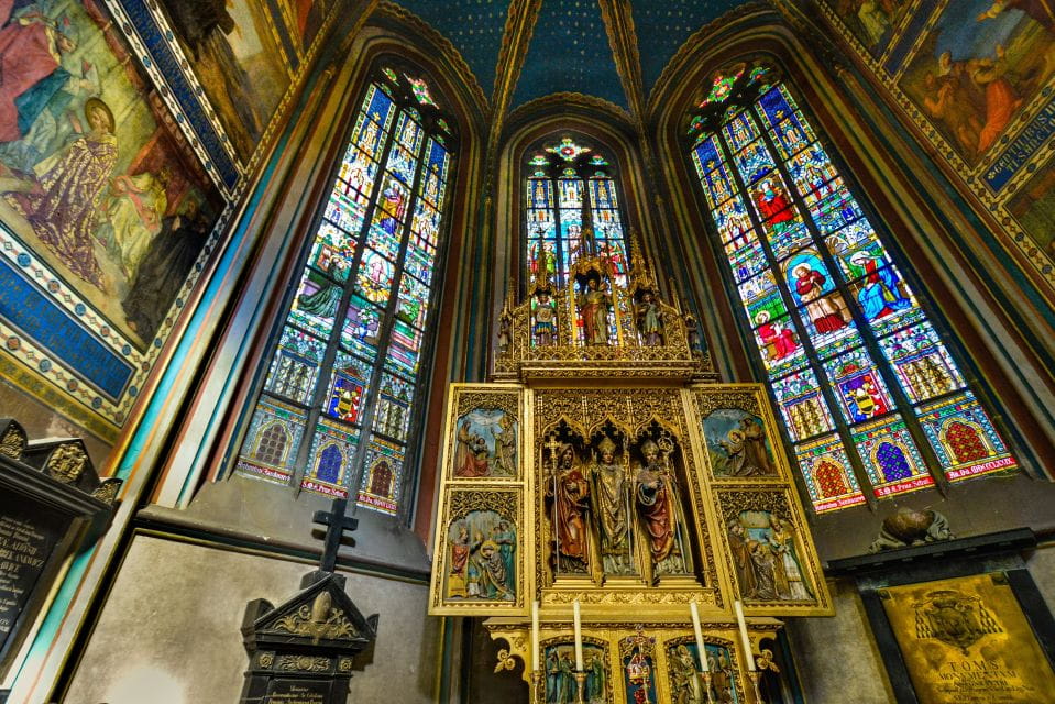 Vienna: 1-Day Trip to Prague Private Guided Tour - Transportation Details